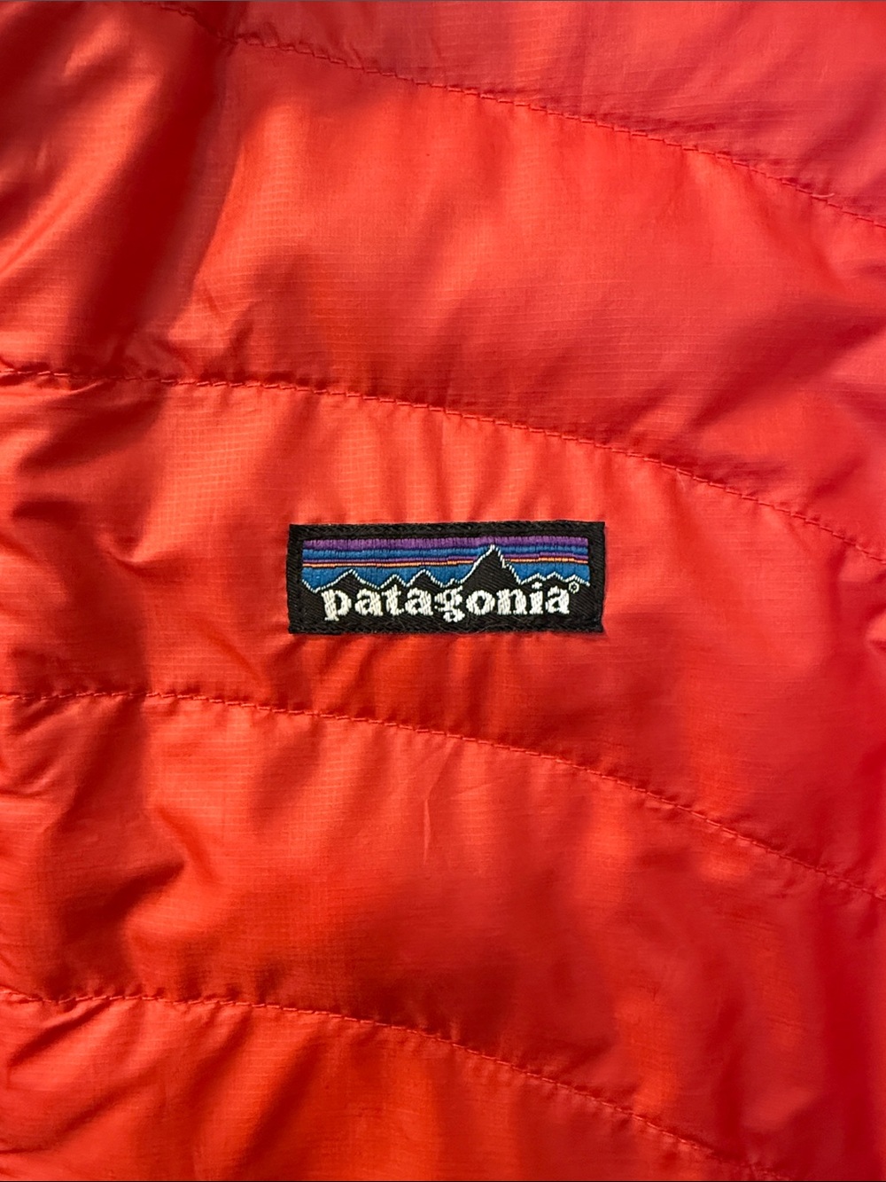Patagonia Women’s Down Sweater Jacket Red Teal 800 Fill Goose Down FA12- SZ M - Picture 2 of 14